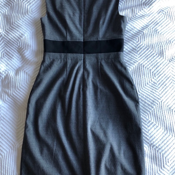 Dress - Picture 6 of 6